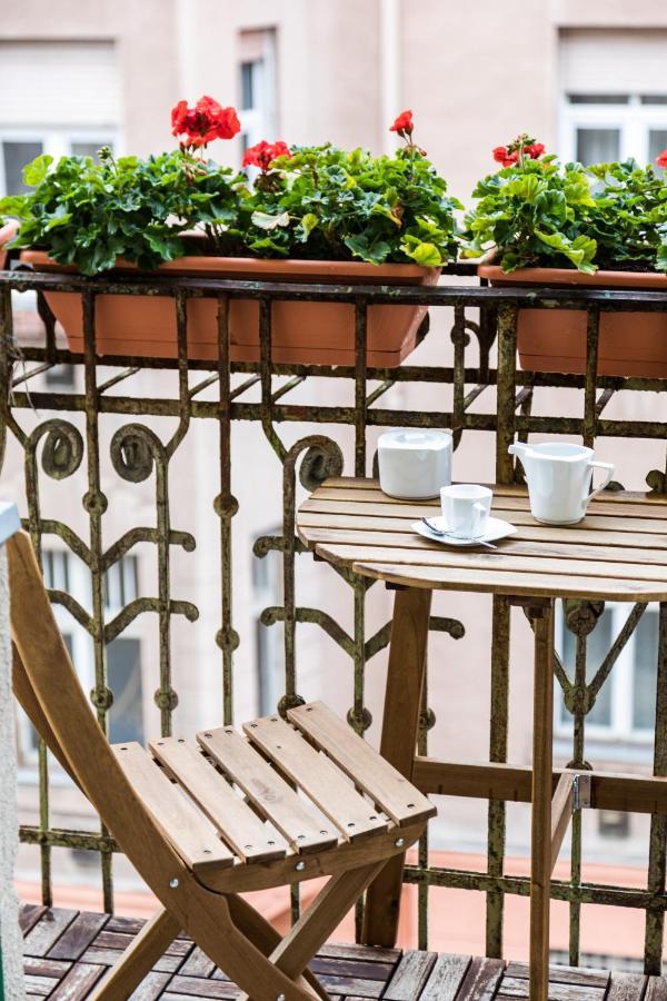 Captain Buda Apartment Budapest Kültér fotó