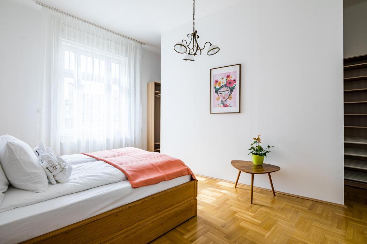 Captain Buda Apartment Budapest Kültér fotó