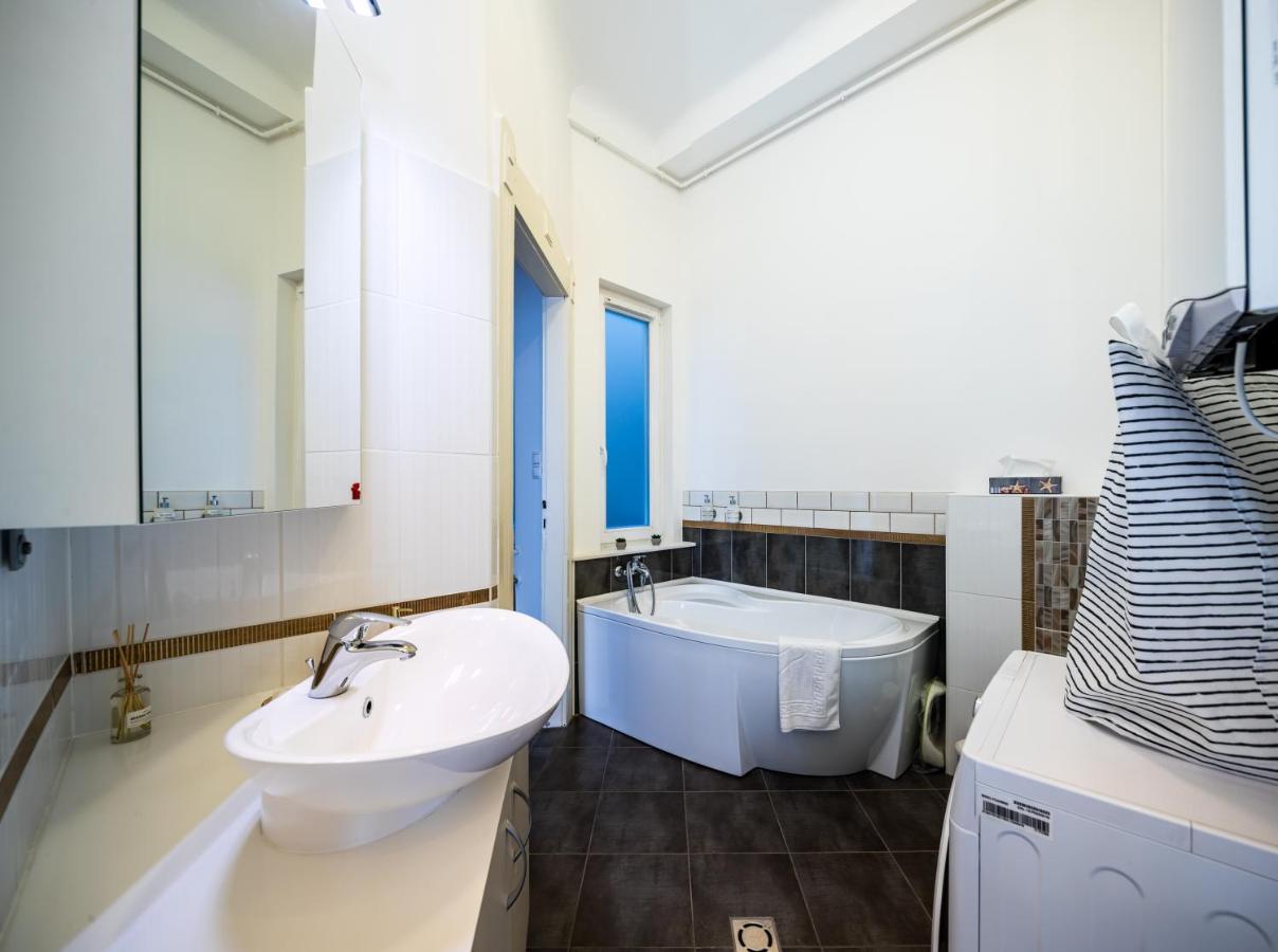 Captain Buda Apartment Budapest Kültér fotó